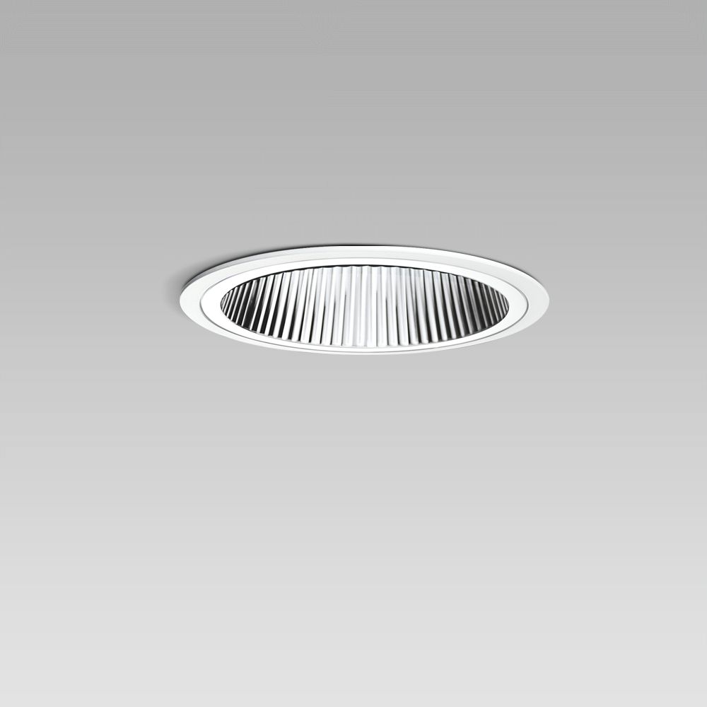 Apparecchio da incasso a soffitto per l'illuminazione di interni, dal design elegante e dalla minima profondità di incasso